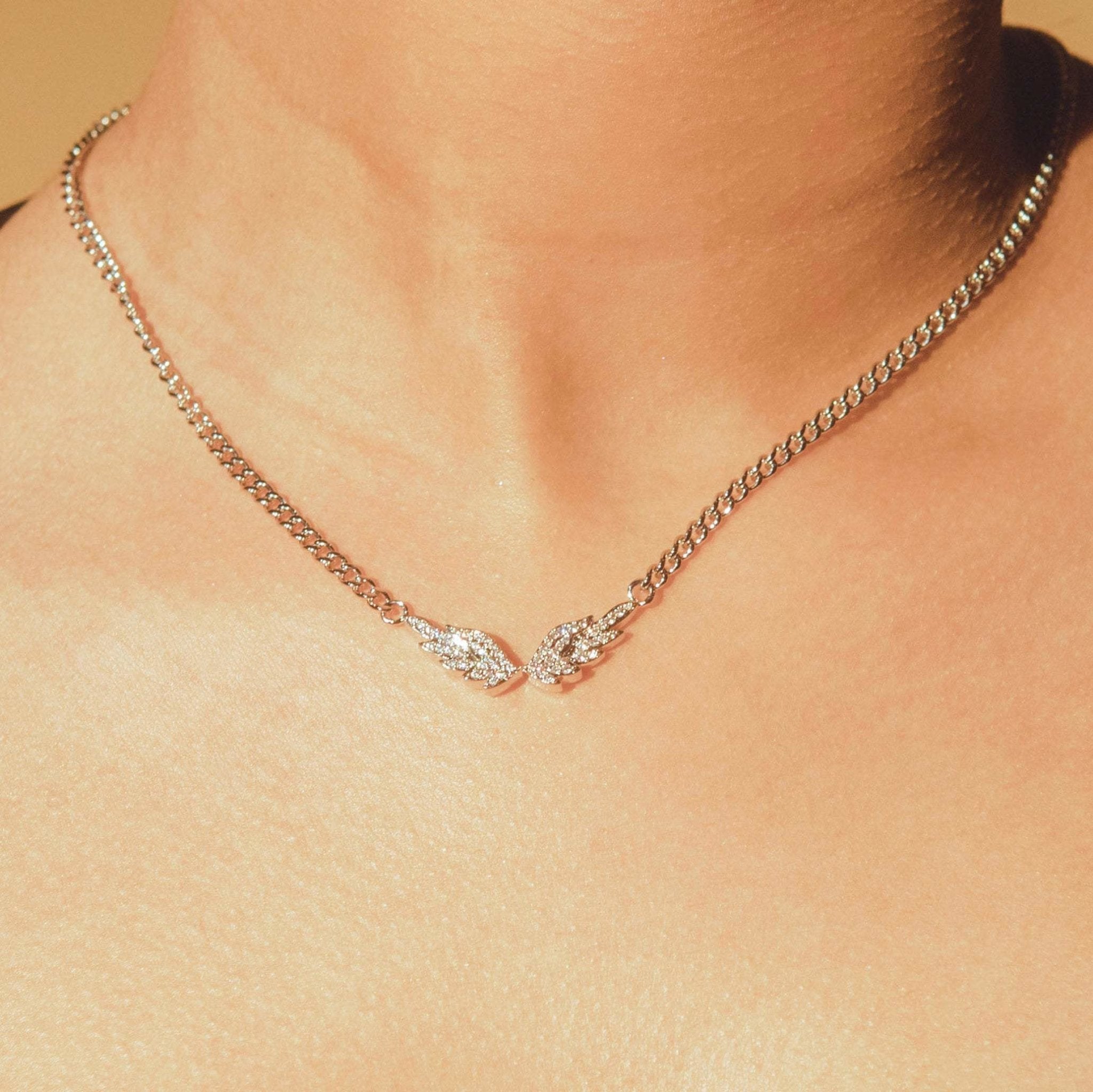 Wings Necklace - White Gold - Cernucci